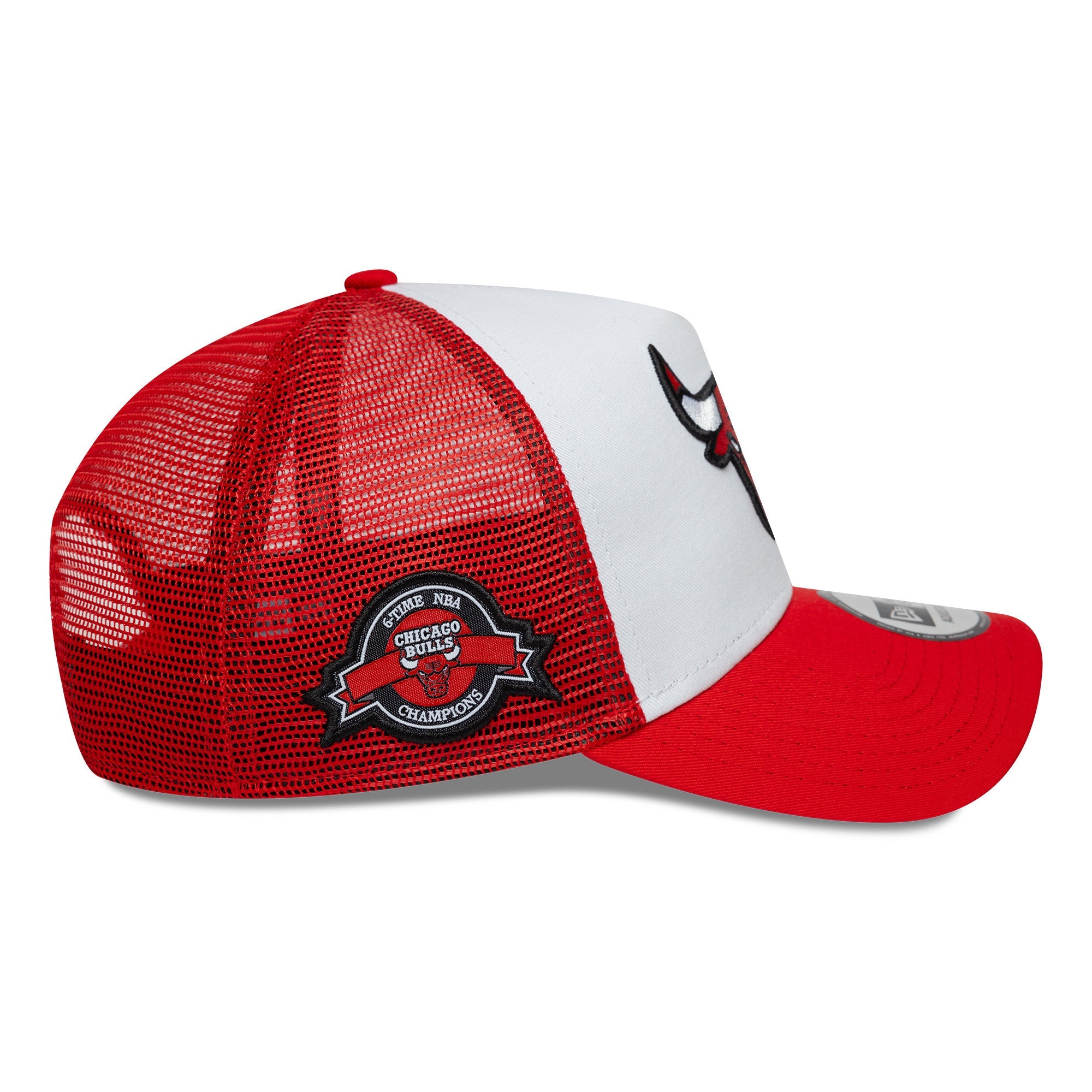 CHICAGO BULLS NBA CAP WHITE RED UV / NEW ERA 9FORTY TRUCKER