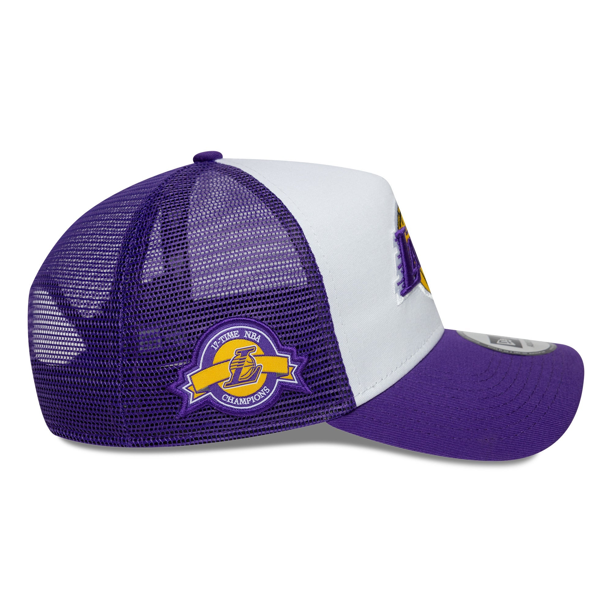 LOS ANGELES LAKERS NBA CAP WHITE PURPLE UV / NEW ERA 9FORTY TRUCKER