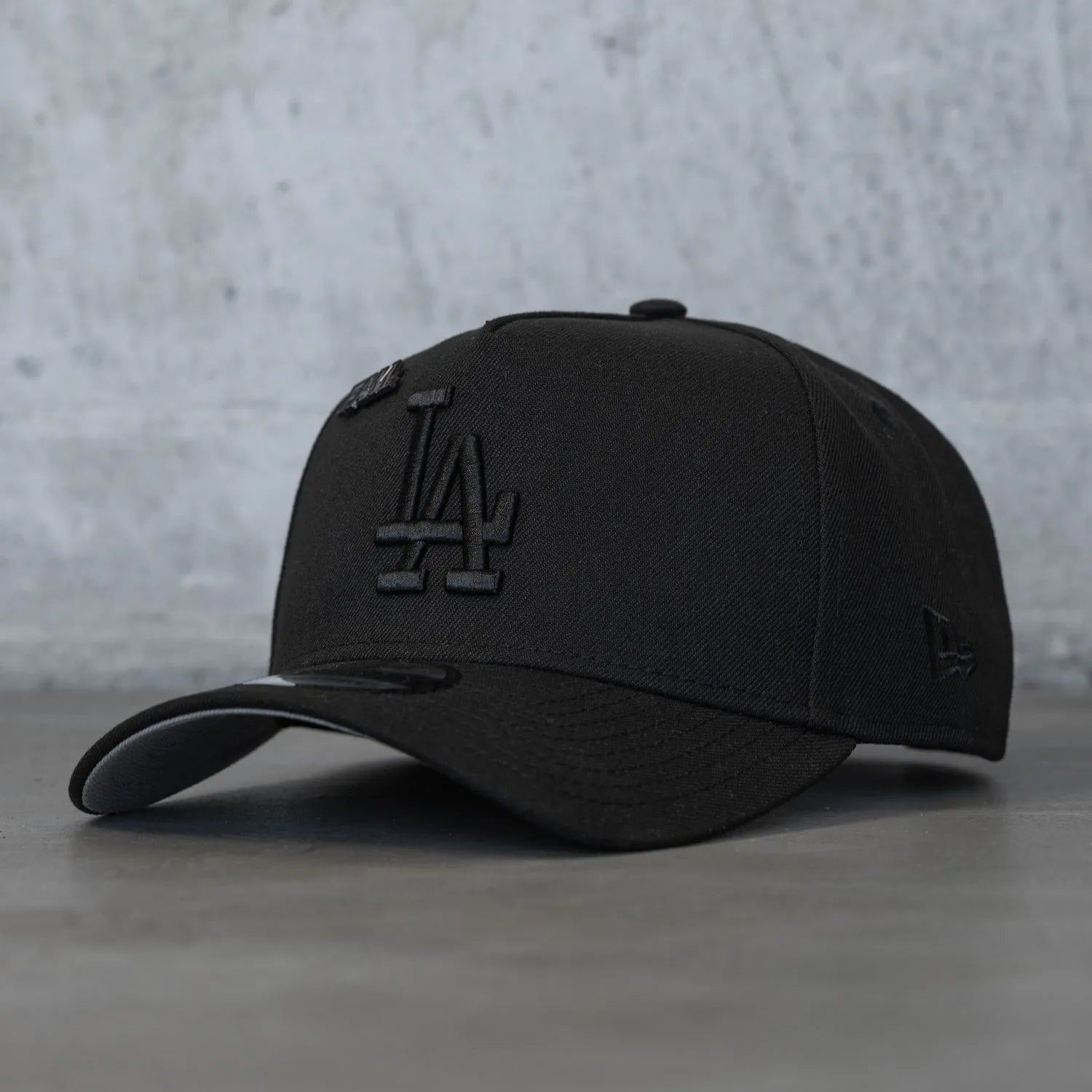 NEW ERA 9FORTY A-FRAME MLB LOS ANGELES DODGERS BLACK / GREY UV SNAPBACK