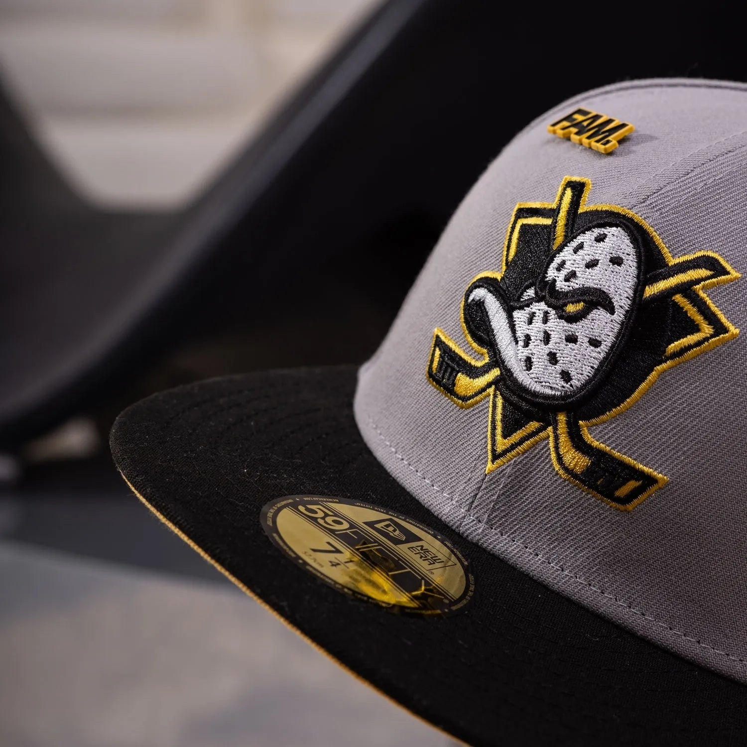 ANAHEIM DUCKS CAP GREY 30TH PATCH / NEW ERA 59FIFTY FITTED