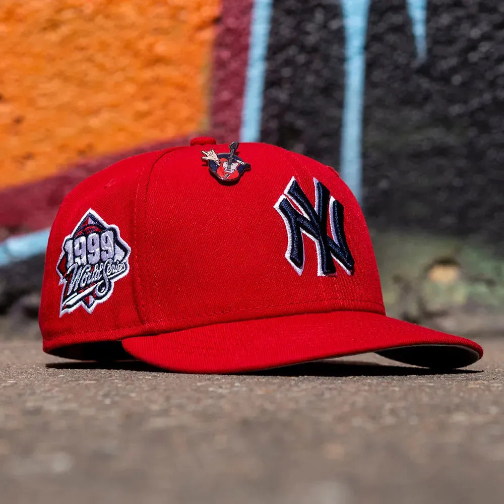 NEW ERA 59FIFTY MLB NEW YORK YANKEES WORLD SERIES 1999 NOOKIE EDITION RED / GREY UV FITTED CAP